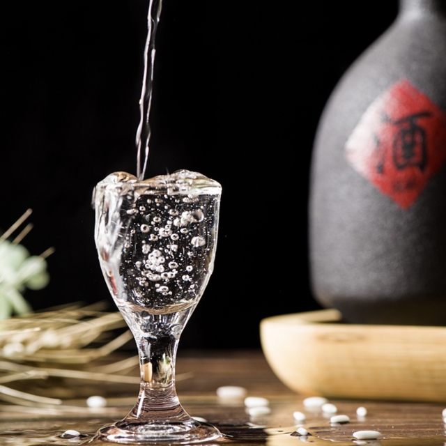 只一杯酒,泸州便入了文章(图1) 1.jpg