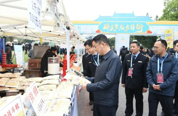 周密部署 协同发力 泸州市场监管全力护航酒博会(图15) 15.png