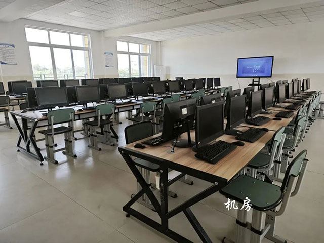 低空 + 智造,泸县建校产教融合跑出加速度(图3) 3.jpg