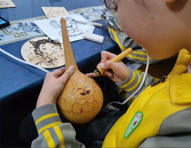 泸县牛滩镇玉峰学校:乡土育人的“葫芦密码”(图6) 6.jpg