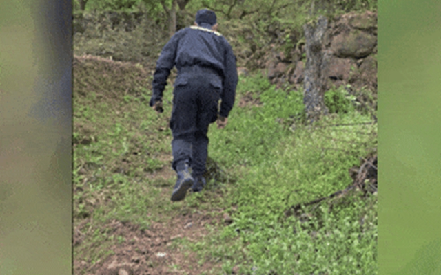 嫌疑人翻进二楼婚房……警犬破案!(图6) 6.jpg