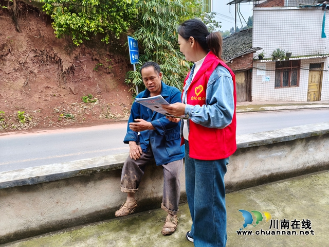 合江县法王寺司法所开展“3.30”森林防火宣传(图1) 186586937C998B90C36EA0E48FB7B67D.jpg