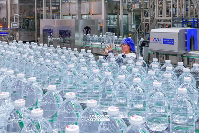 让好水“活”起来:泸州抢占健康饮品新赛道(图3) 3.jpg