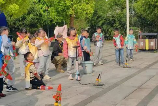 分忧托管丨酒城娃在实践中向阳生长(图6) 6.jpg