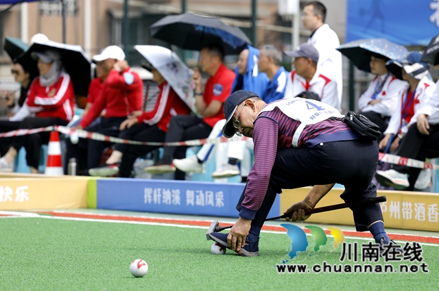 纳溪：门球之乡迎盛会 银发健儿秀英姿