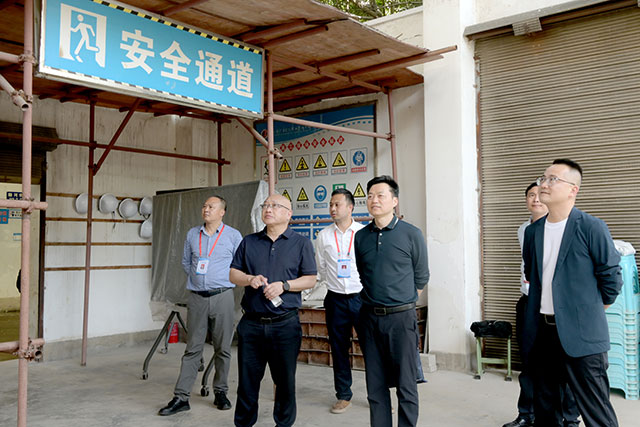 泸县教师进修校校长周佐能到泸县建校开展调研