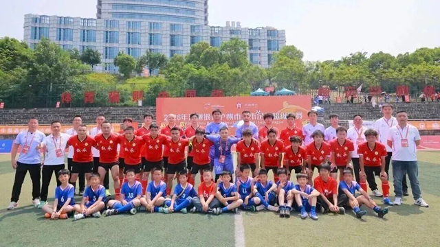 “泸超”球员故事丨李小平:昔日追风少年逐绿茵 今朝赛场射手绽锋芒(图10) 平10.jpg