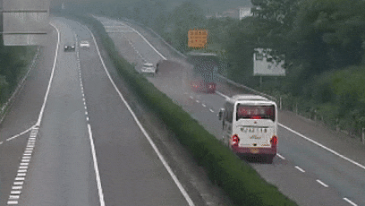 142.1吨!泸州货车司机严重超载已刑事立案(图2) 2.gif
