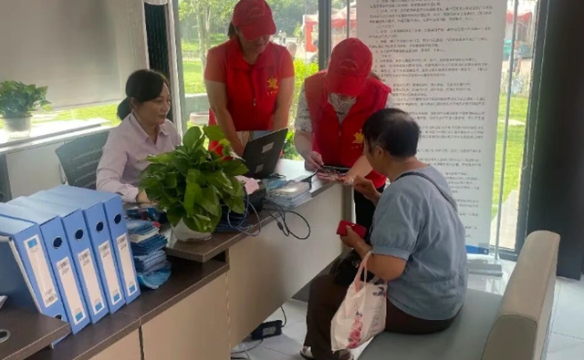 公交服务进校园,文明“童”行护成长|泸州公交走进康城路幼儿园(图9) 9.jpg