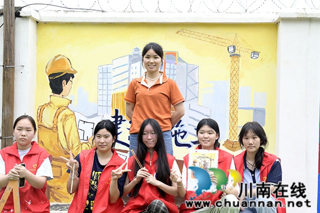 匠心绘美景 智创展风采|泸县建校信息墙绘融合创新设计大赛圆满落幕(图10) _DSC3379.jpg