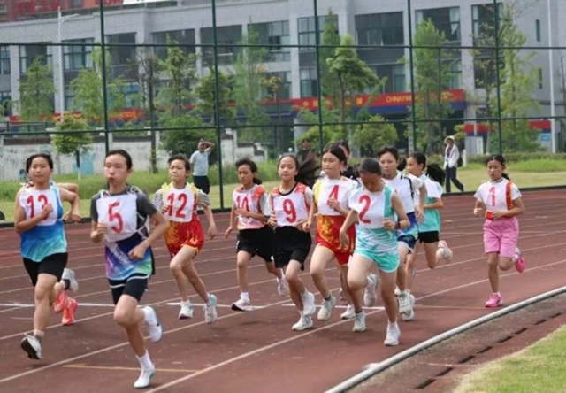 奔跑吧少年!酒城麒麟杯赛事火热进行(图11) 11.jpg