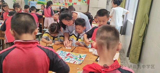 萌娃探校趣无穷 幼小衔接乐成长(图2) 2.jpg