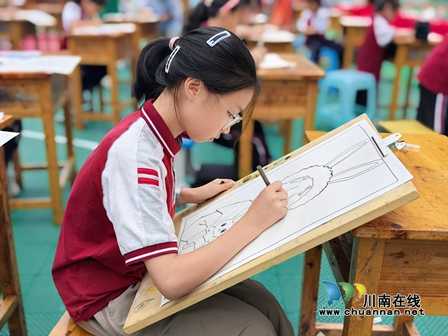 翰墨润童心,艺韵满校园|泸县潮河镇瓦子学校举行文艺汇演暨现场书画大赛(图7) CE891555FE71D003F5D5F846E9E693DF.jpg