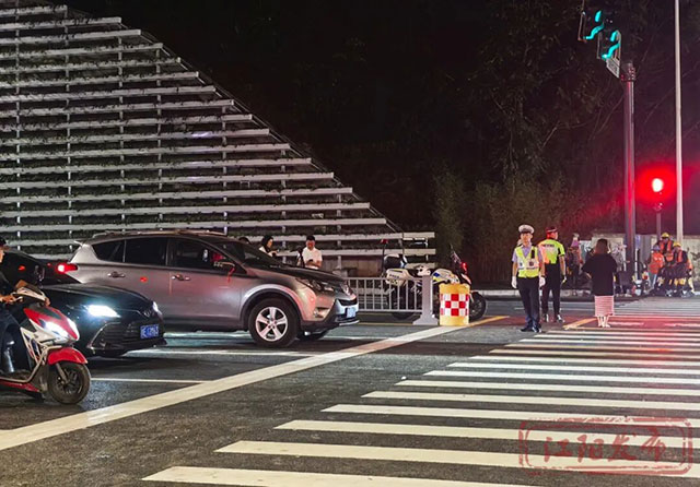 试通车!江阳区龙翔西路(二段)隧道一肩挑两片(图10) 10.jpg