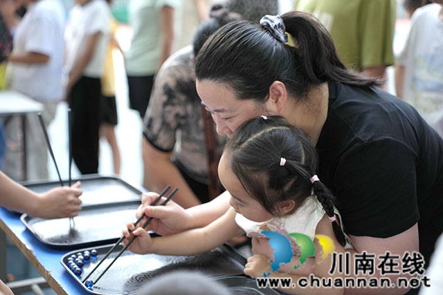 童心向党忆先烈 欢乐六一暖校园|泸县建校开展教职工子女六一儿童节主题活动(图3) 亲子家主子.jpg