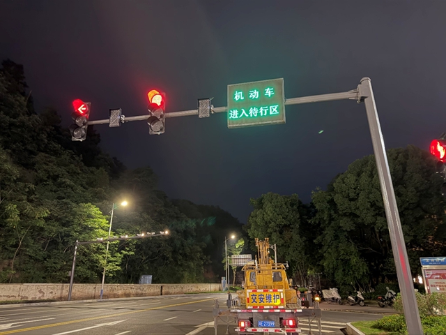 不用再绕康城路了!泸州龙翔西路隧道试通车,这些通行规则一定要看(图6) 龙6.jpg