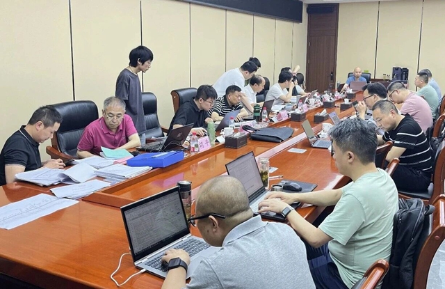 坚决防范打击假图纸、假落实、假整改,泸州开展矿山安全隐患大排查大整治(图2) 全2.jpg
