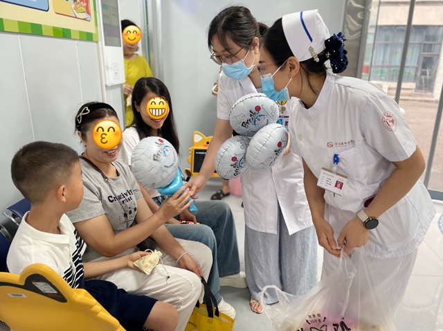 童心相伴·欢乐六一 | 合江县中医医院儿科举办儿童节暖心活动(图2) 2.jpg