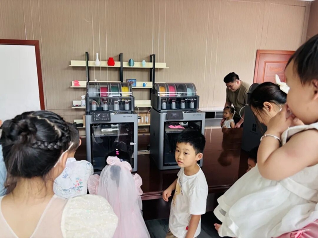 童心筑梦·3D同行——泸州“时为公司”六一亲子派对圆满举行(图10) 时6.jpg