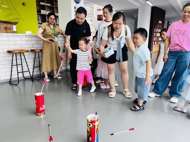 童心筑梦·3D同行——泸州“时为公司”六一亲子派对圆满举行(图18) 时14.jpg