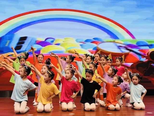 六一快乐!愿泸州少年童心向阳,逐光成长(图10) 10.jpg