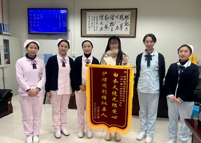 1分钟惊险抢救!为挺身而出的罗怀英、熊冉点赞(图6) 人6.jpg