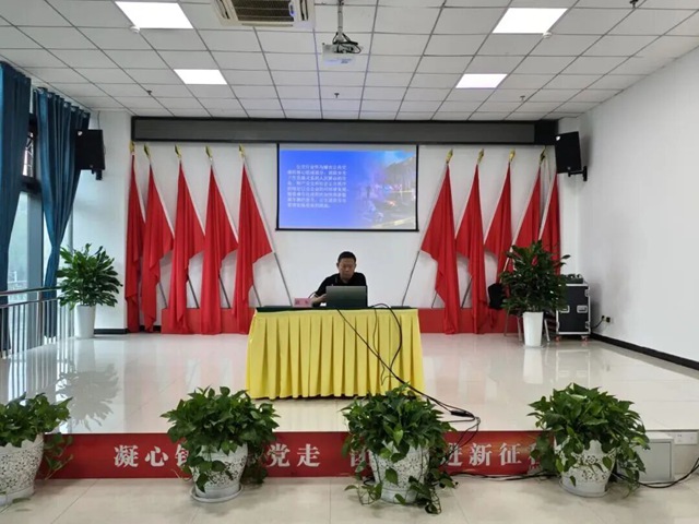 筑牢公交安全防线 提升安全履职能力┃泸州公交集团开展主要负责人和安全管理人员2026年度集中培训(图2) 640 (7).jpg