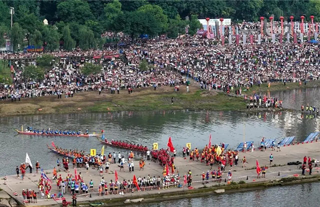 江潮催竞渡 鼓乐续乡愁——评阔别35年泸州长江龙舟赛重启(图3) 1.jpg