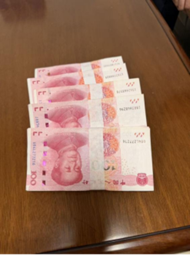 网恋邂逅“部队团长”?自贡70岁阿姨被骗10万元!(图4) 兵4.jpg
