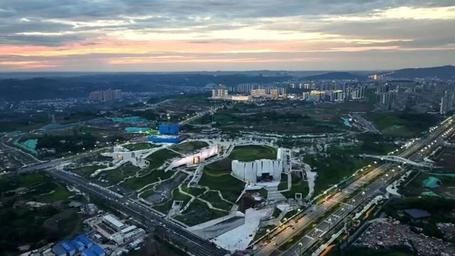 宜宾体育赛事中心完成“首秀”(图3) 体育3.jpg