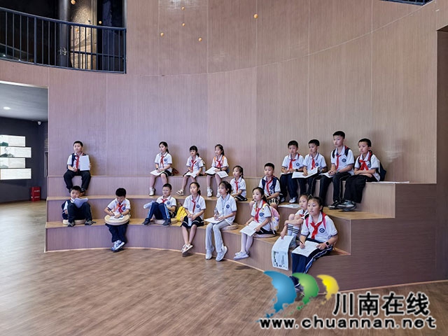 寻访联大旧址 赓续刚毅坚卓——叙永县叙永镇中心校开展主题研学活动(图6) 研学过程-(5).jpg