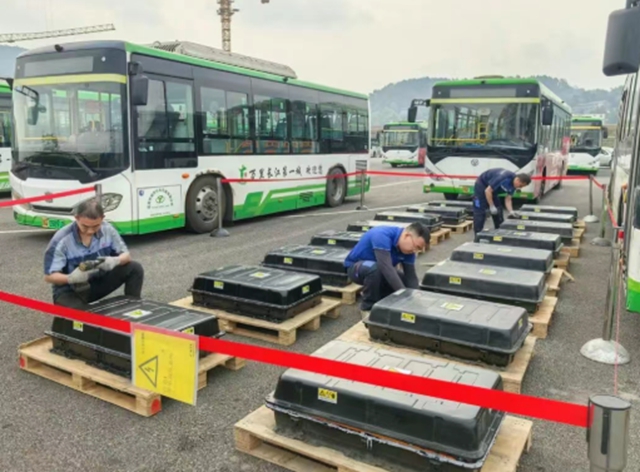 挂牌亮责 先锋赋能|泸州公交集团首批党员责任区验收合格、正式授牌!(图3) 3.jpg