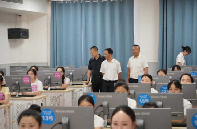 2026年泸州市第三届婴幼儿托育服务技能竞赛圆满举行(图2) 托2.jpg