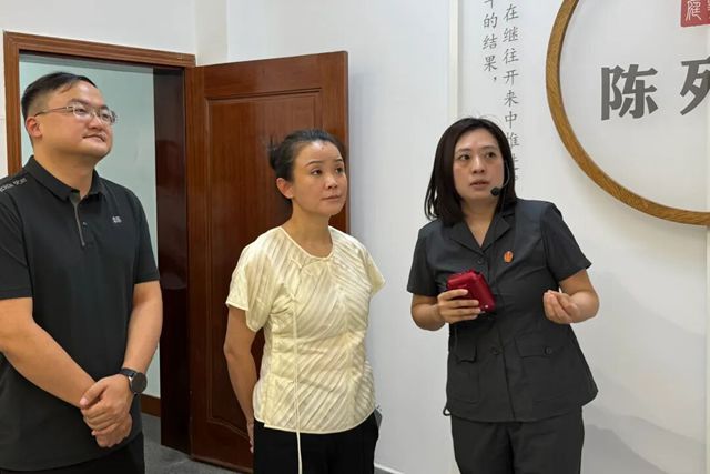 省妇联来泸调研妇女儿童权益保护工作(图1) 1.jpg