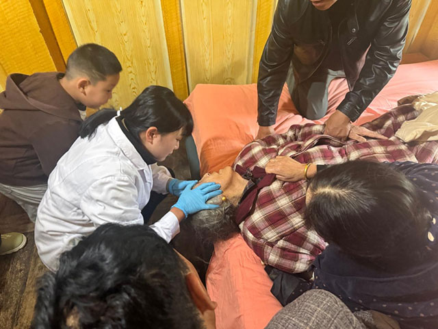 “快找刘鑫!”来自泸州的援藏护士,凭啥让稻城老乡念念不忘?(图1) 1.jpg