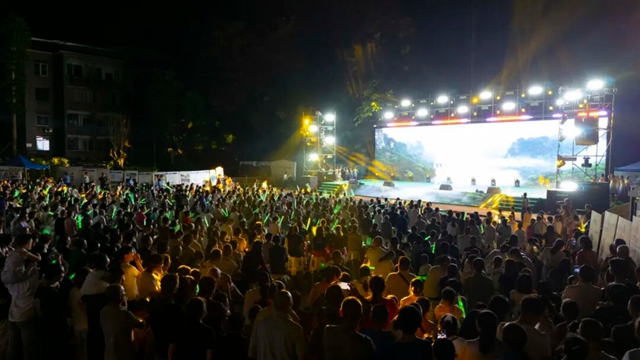 避暑新玩法!黄荆老林英雄会正式开启,夜游、泼水、电音、森林摇滚嗨玩一夏!(图1) 1.jpg