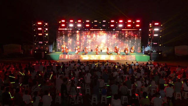 避暑新玩法!黄荆老林英雄会正式开启,夜游、泼水、电音、森林摇滚嗨玩一夏!(图4) 4.jpg