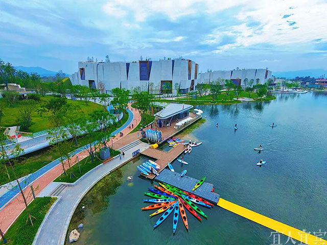 昨日开街!宜宾全新城市地标亮相(图1) 1.jpg