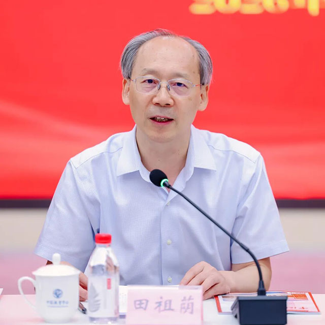 泸州这位校长在中国教育学会召开的学习贯彻全国基础教育工作会议精神座谈会上发言(图3) 3.jpg