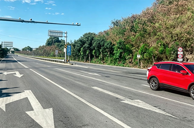 缓解拥堵,泸州城区10个重点路口通行方式调整了(图4) 4.jpg