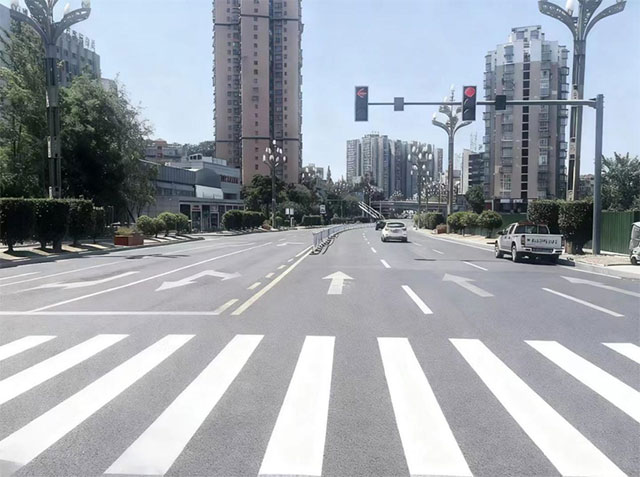 缓解拥堵,泸州城区10个重点路口通行方式调整了(图22) 22.jpg