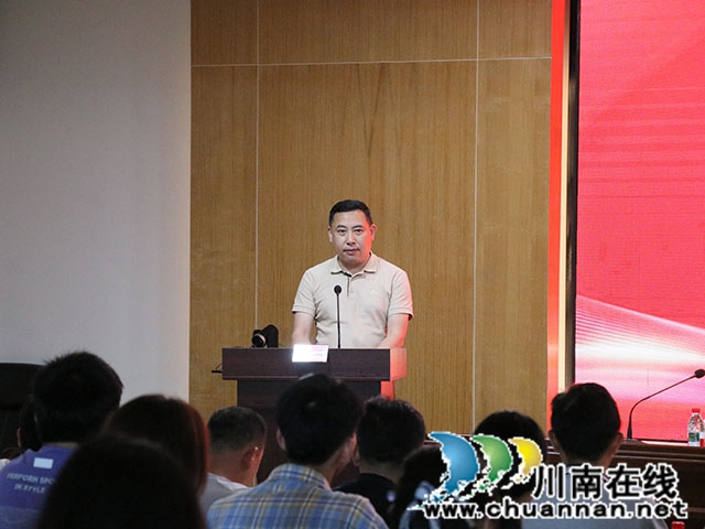 金秋助学·情满鱼塘┃龙马潭区鱼塘街道圆满举办2026年度捐资助学活动(图3) IMG_5028.jpg