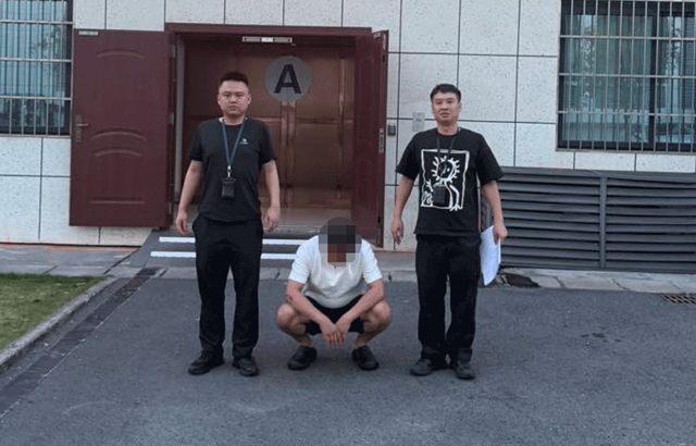 代办高中入学手续?泸县警方成功破获一起升学诈骗案(图1) 骗1.png