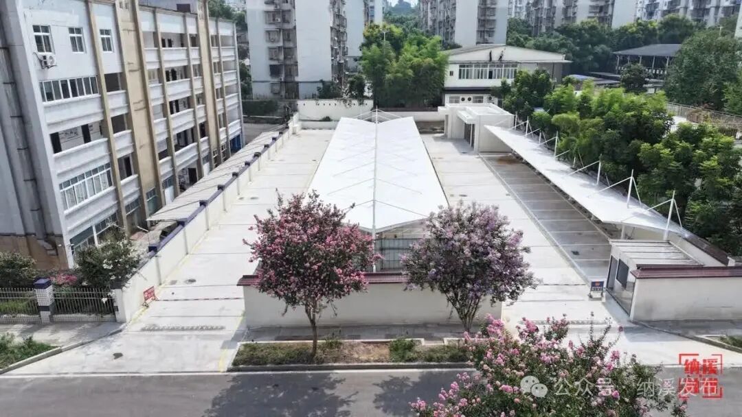 新增车位240多个!看纳溪如何利用城市“边角料”为民服务(图1) 车1.jpg