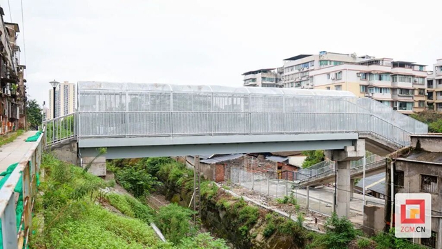 新天桥投用!自贡1800余户居民告别“穿铁绕行”(图5) 铁路5.jpg