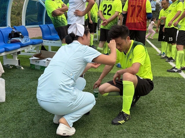 “燃动赛场 健康同行” 2026年泸县玉蟾街道首届“福欣杯”村超足球赛圆满收官 !(图8) 8.jpg