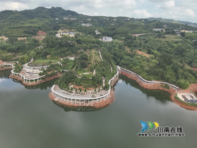 纳溪:治水塑景兴文旅 岸绿河清绘新卷(图2) 水2.jpg