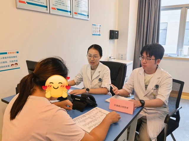 西南医大附院健康管理中心: 科技赋能+特色门诊,打造全周期健康管理新体验!(图5) 5.jpg