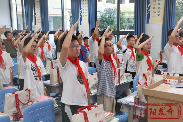投送成功!江阳开学名场面来了(图14) 14.jpg