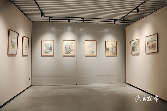 就在泸县诗书画院!55幅写生作品定格龙城风景(图7) 7.jpg